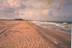 trincomalee-beach
