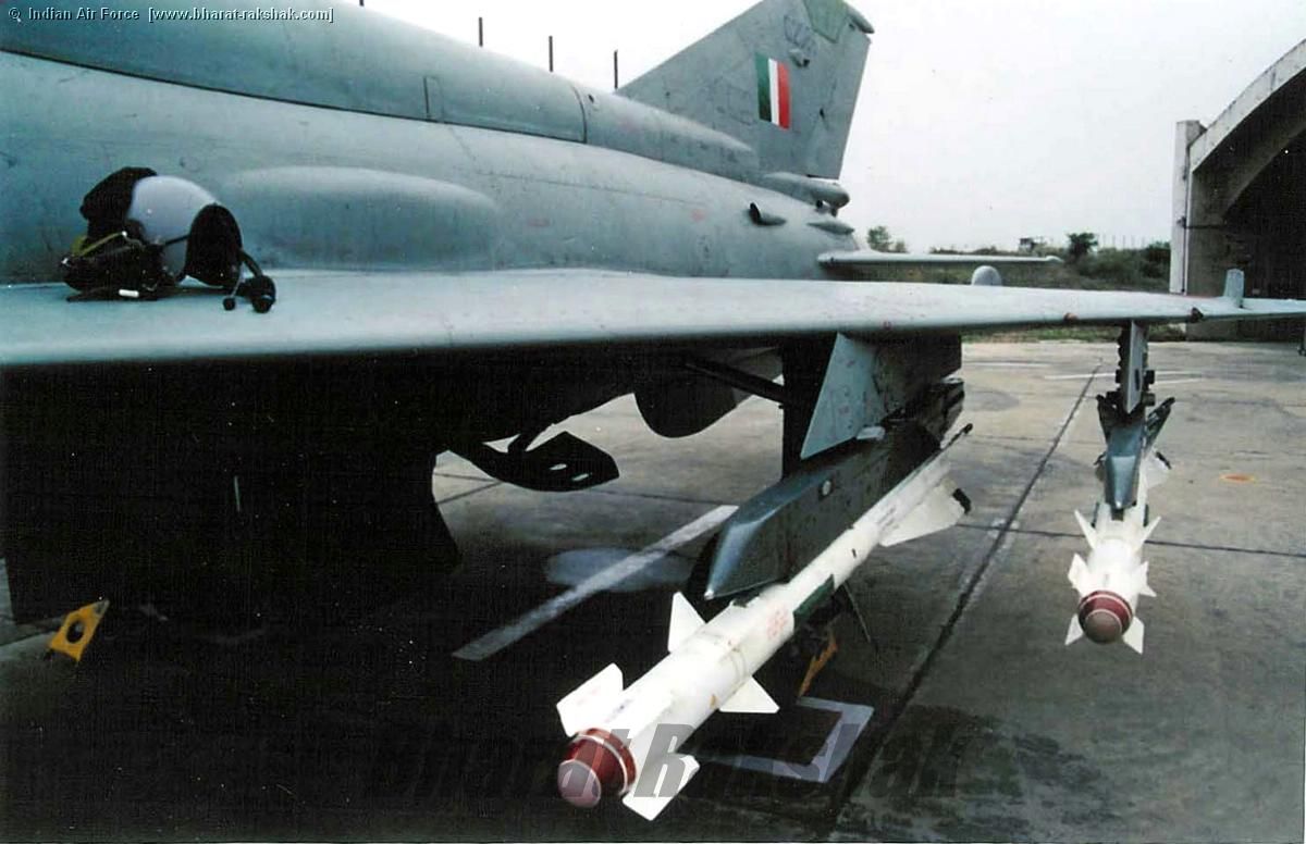 R60s on a MiG-21Bis