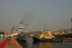Yard Craft,  Tugs and misc vessels