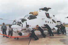 Mi-35-2.jpg (44773 bytes)